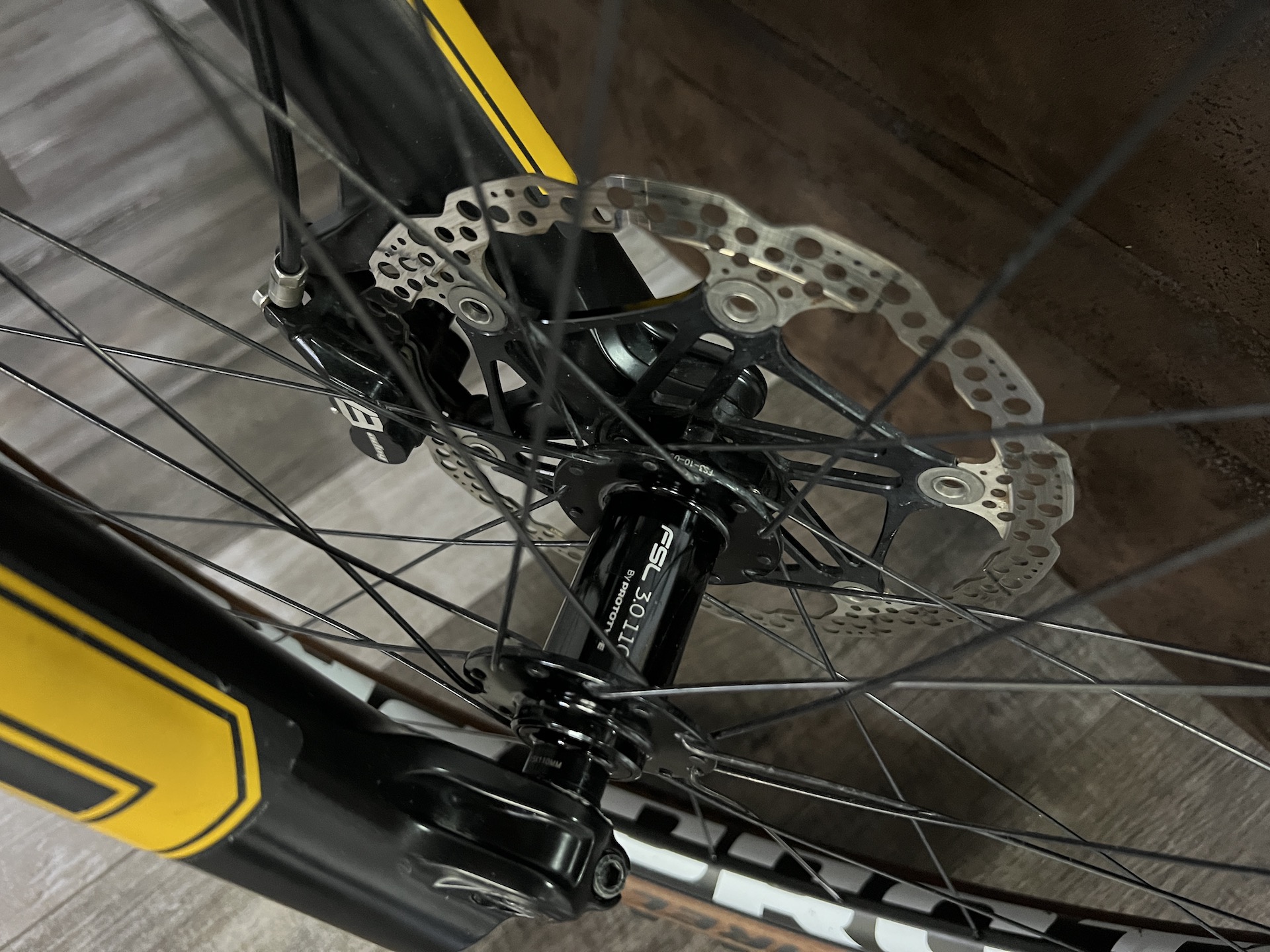 MONDRAKER LEVEL RR 11500KM - Imagen 14