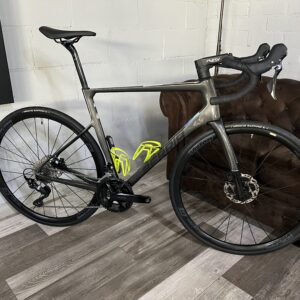 BERRIA BELADOR  CARBON 105 G5702