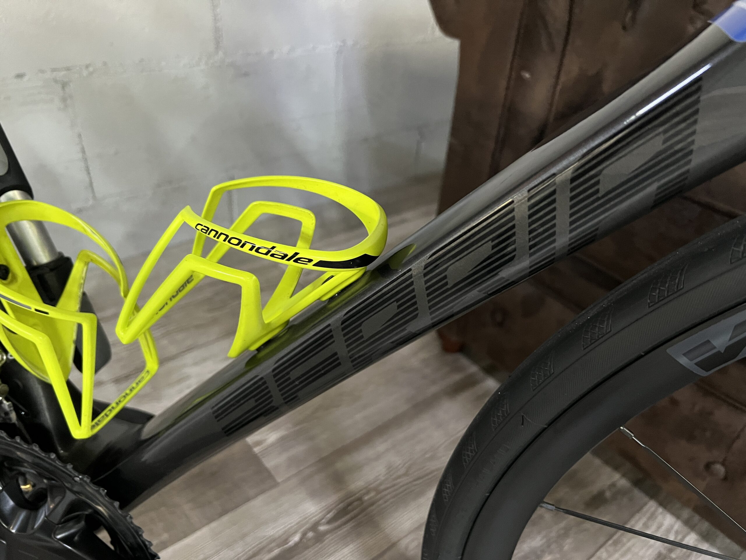 BERRIA BELADOR CARBON 105 G5702 - Imagen 13