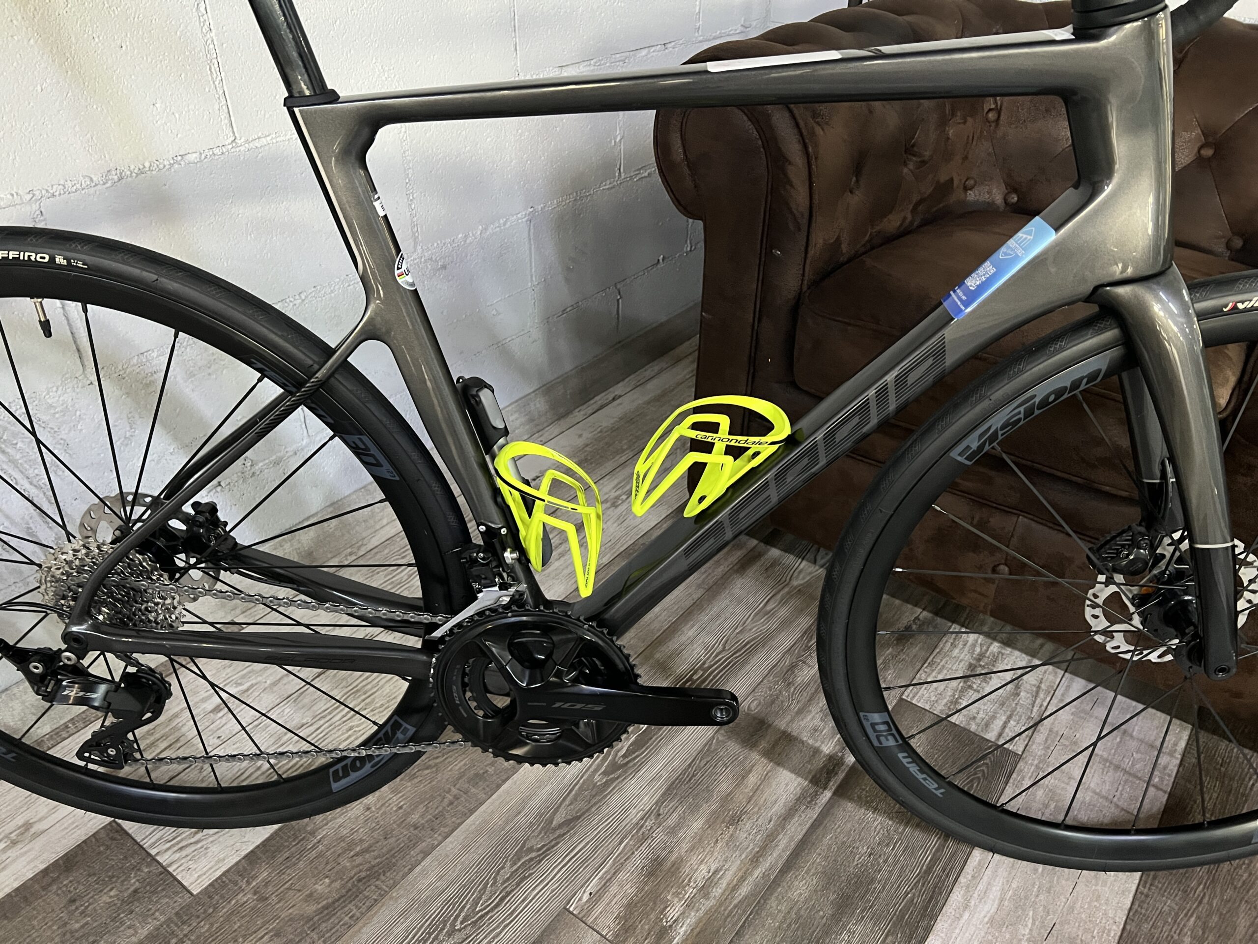 BERRIA BELADOR CARBON 105 G5702 - Imagen 17