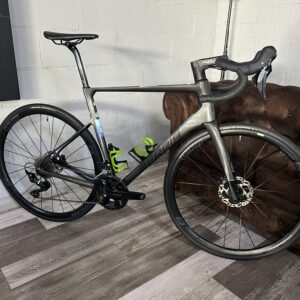 BERRIA BELADOR  CARBON 105 G5703