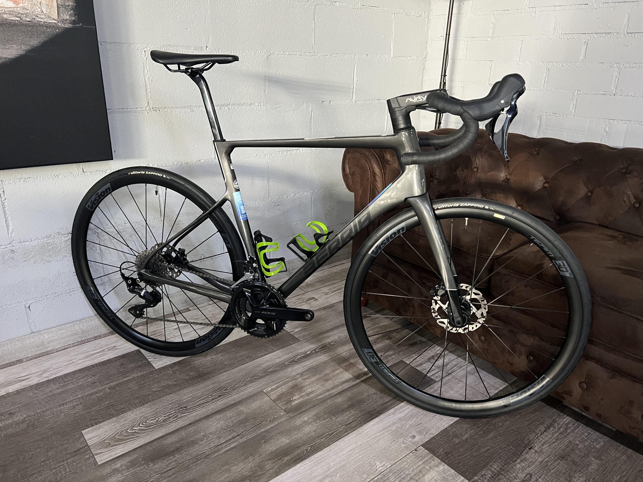 BERRIA BELADOR CARBON 105 G5703