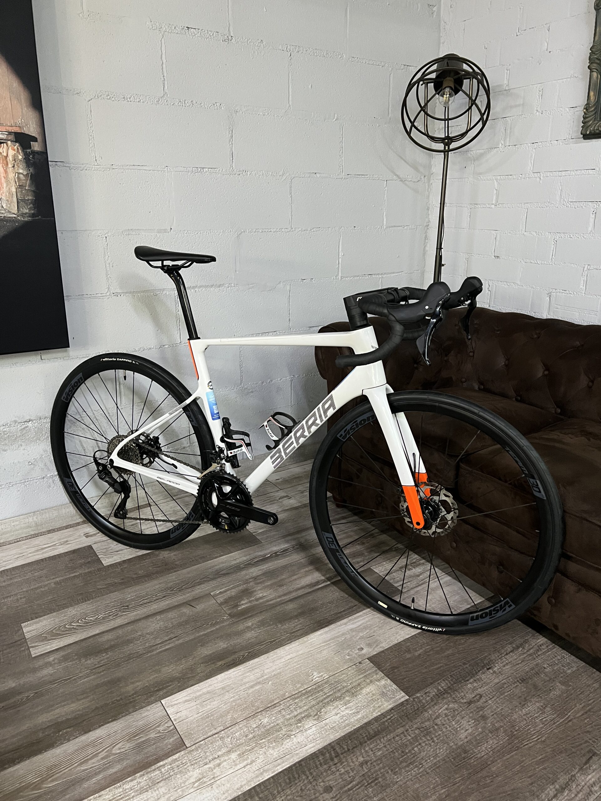 BERRIA BELADOR CARBON 105 G5502 - Imagen 18