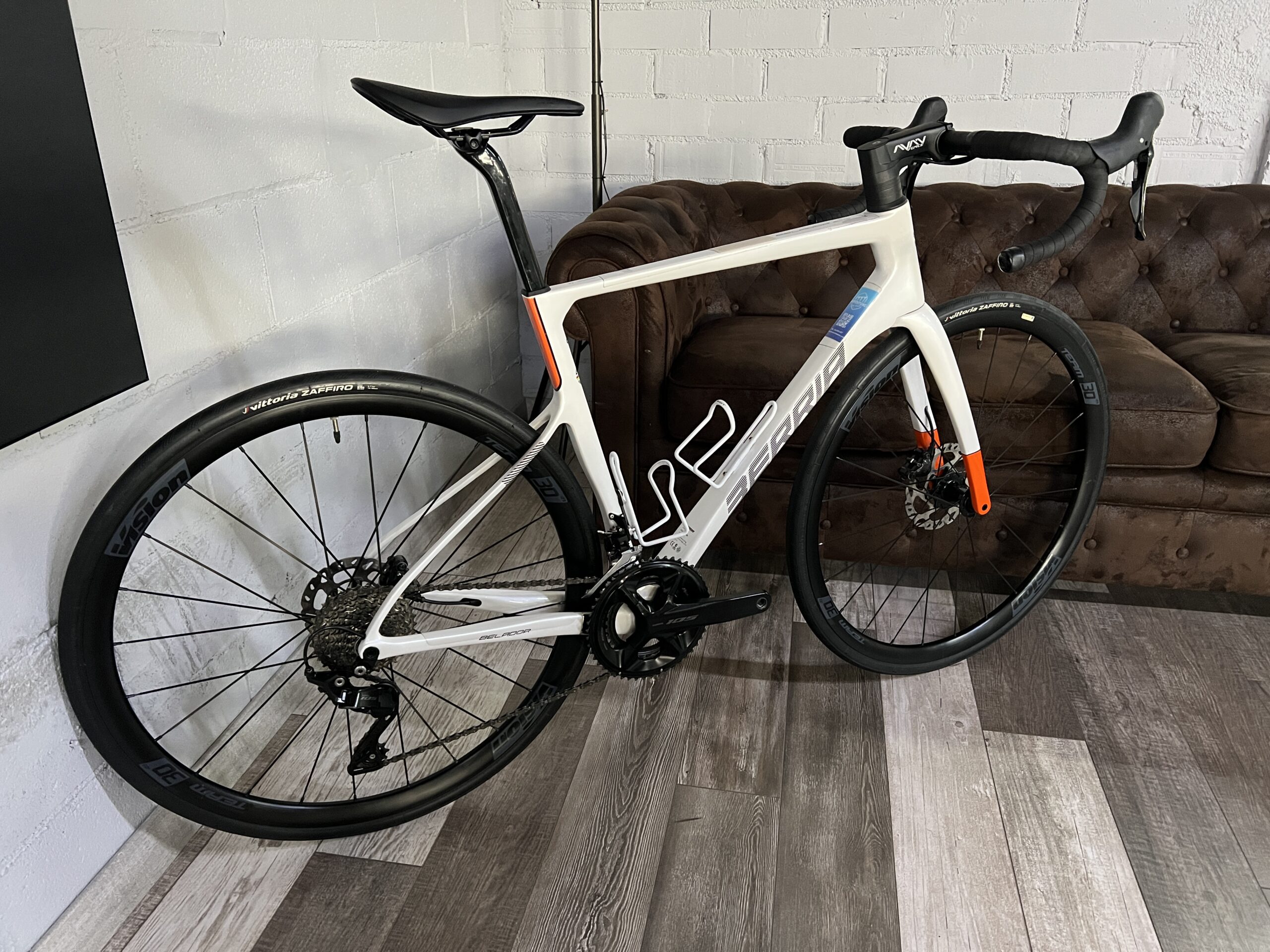 BERRIA BELADOR CARBON 105 G5501 - Imagen 2