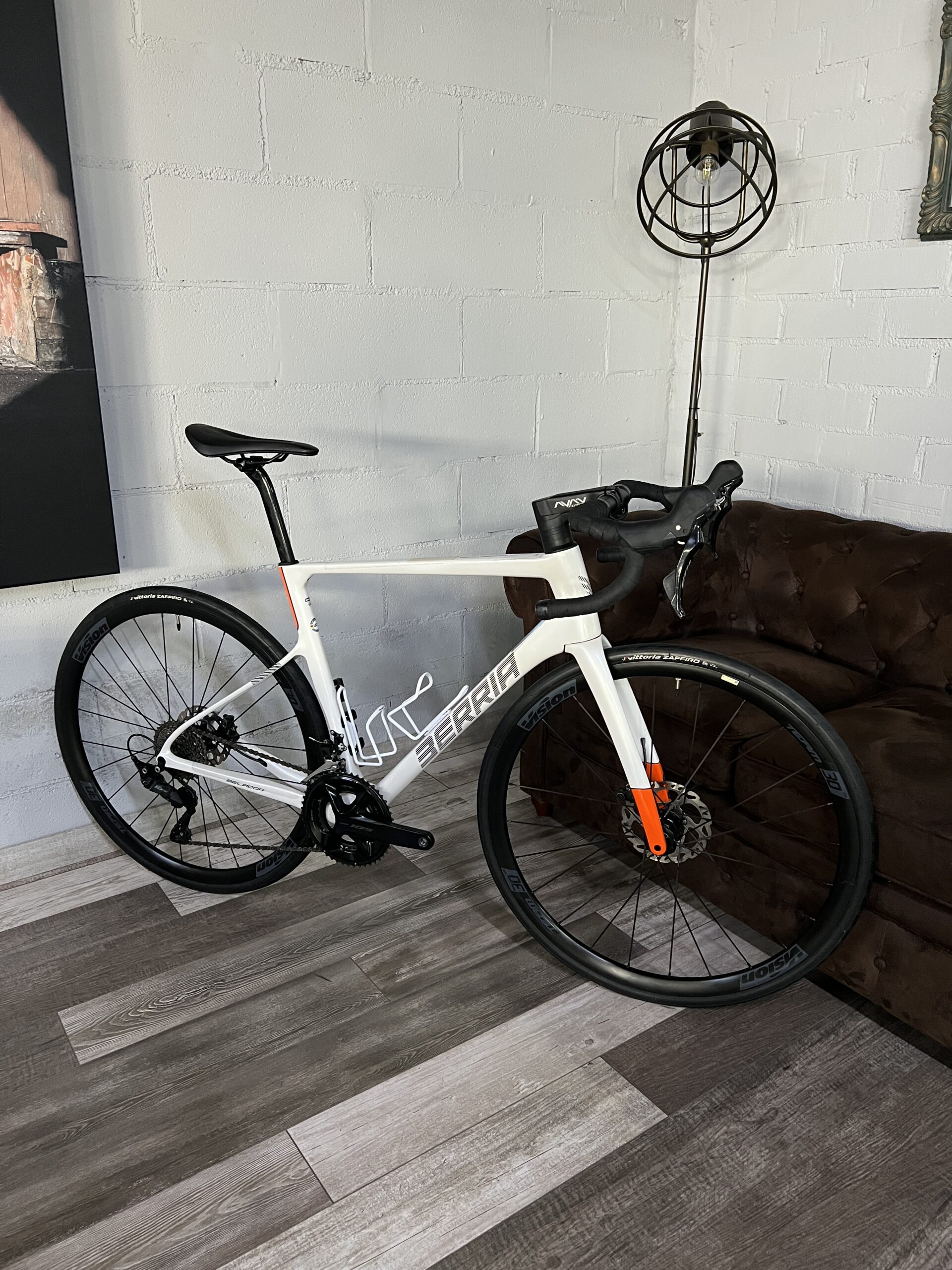BERRIA BELADOR CARBON 105 G5501 - Imagen 21