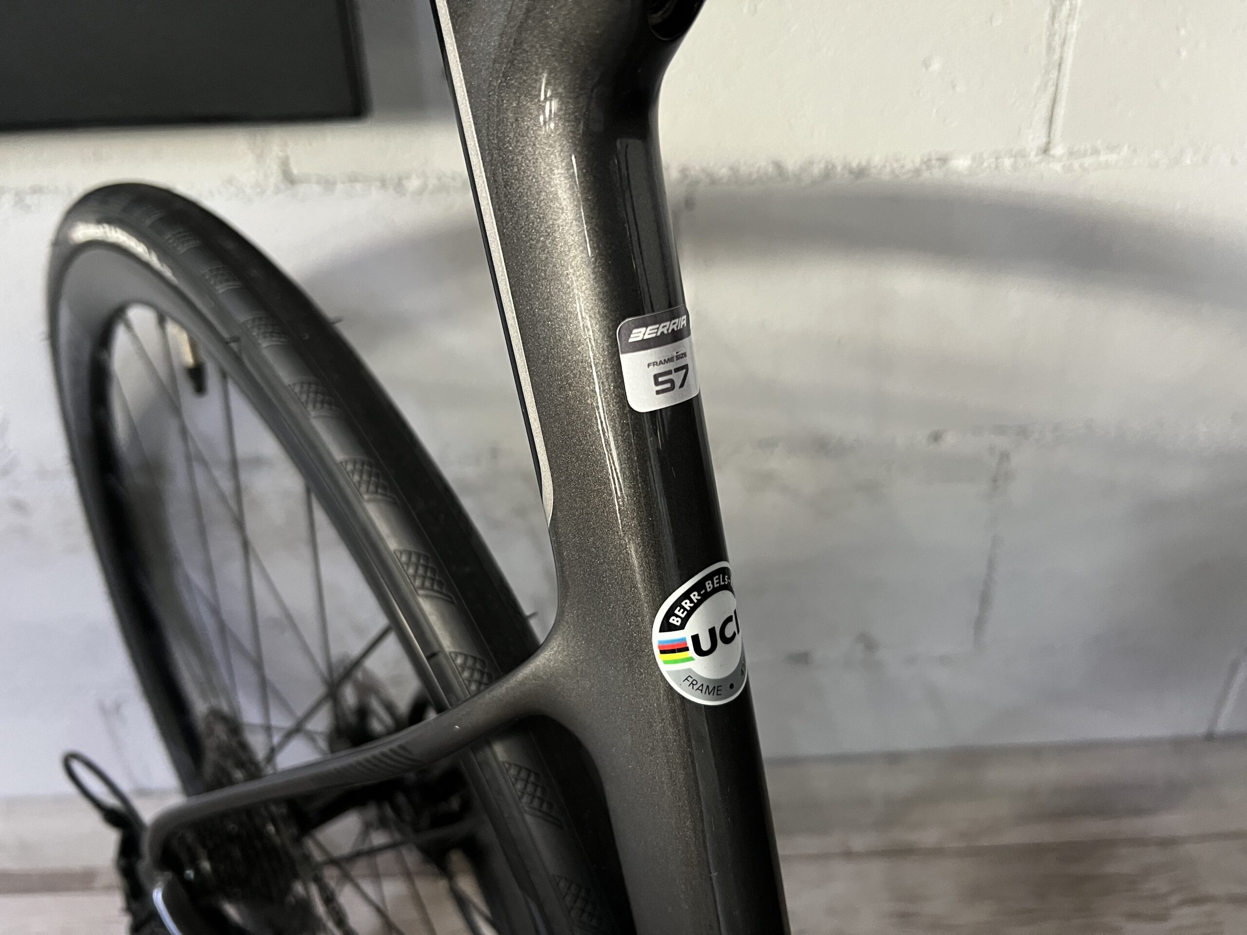 BERRIA BELADOR CARBON 105 G5701 - Imagen 7