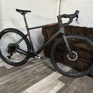MEGAMO WEST 10 CARBON 2027