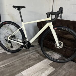 MEGAMO WEST 15 CARBON 2027