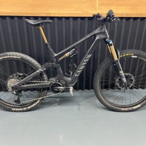 CANYON SPECTRAL ON CFR CARBON 14982Km