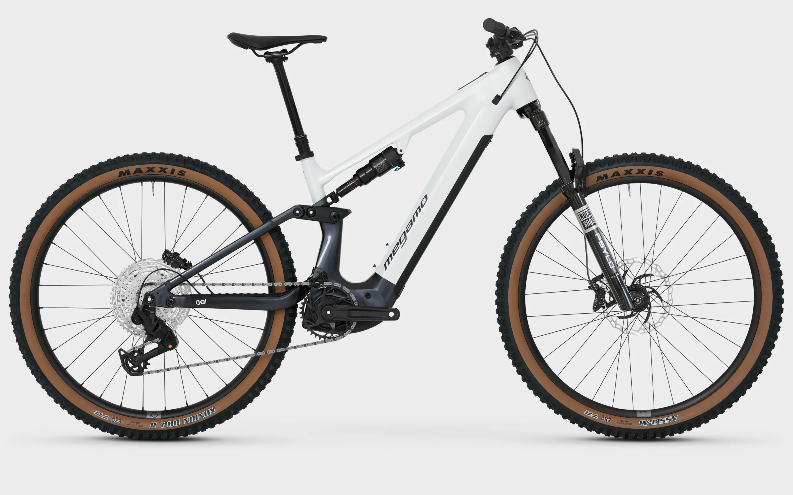 MEGAMO RYAL 10 2027