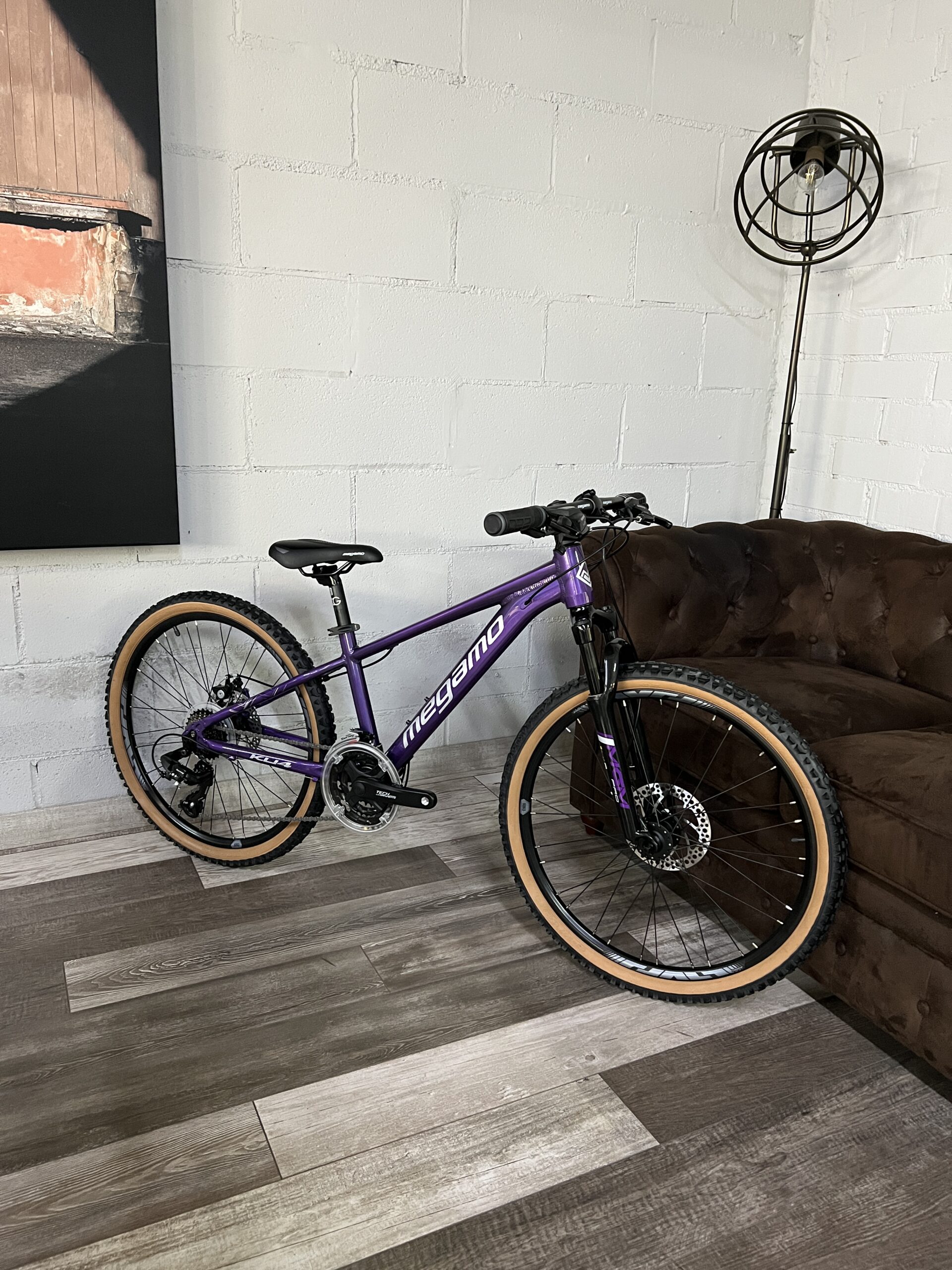 MEGAMO KU4 24" - Imagen 18