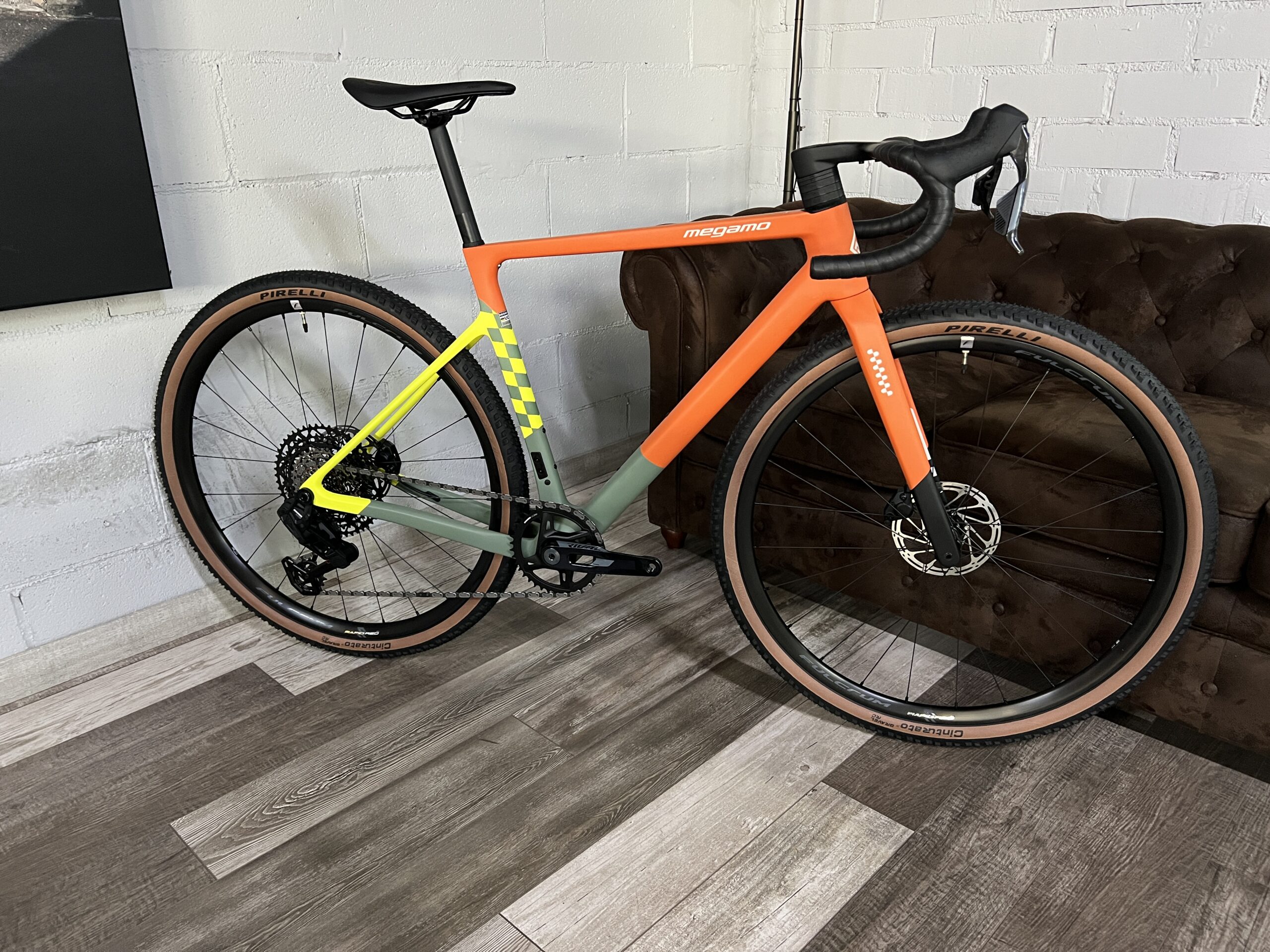 MEGAMO SILK 04 SLR 2027