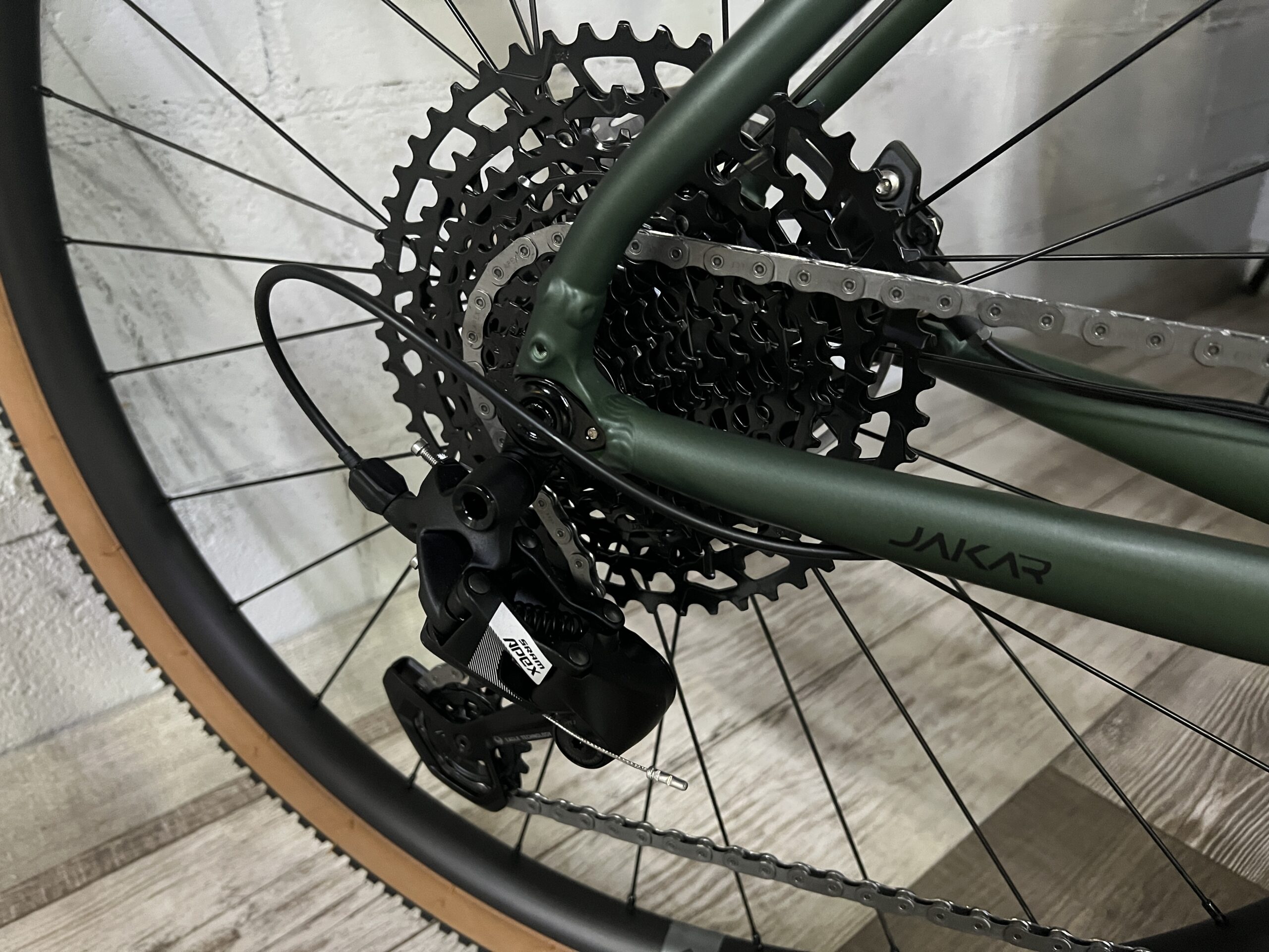 MEGAMO JAKAR 30 2027 - Imagen 15