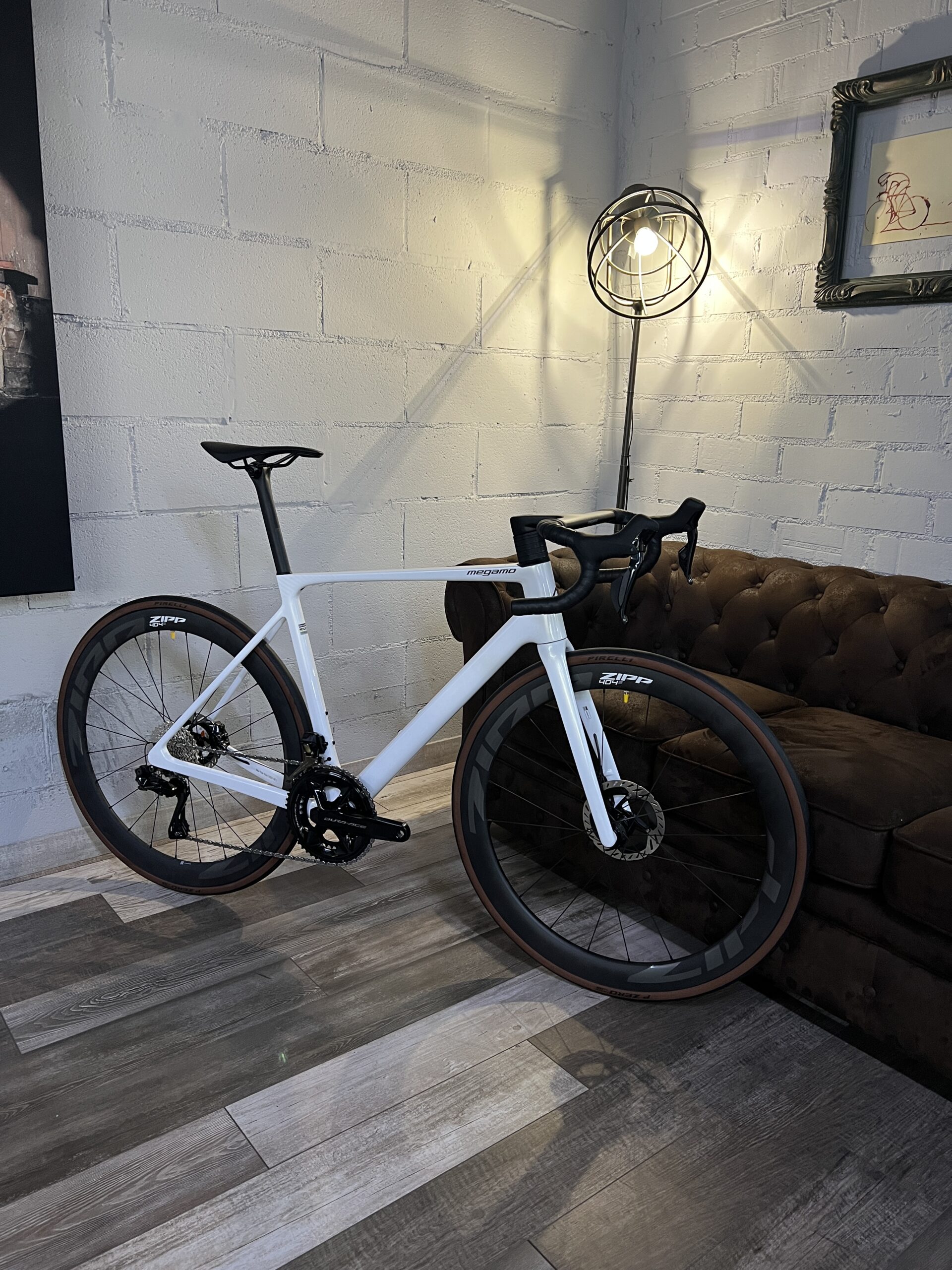 MEGAMO RAISE 03 CW LTD 2027 - Imagen 18
